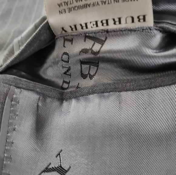 Burberry Blazer - Picture 8 of 16